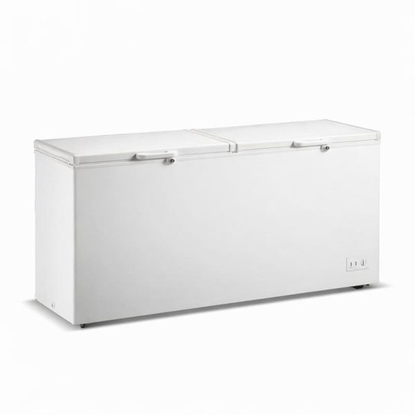 Arcón congelador de 1800x674x840 mm con capacidad de 608 litros