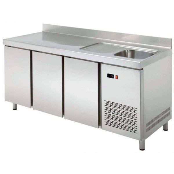 Bajo mostrador refrigerado 3 puertas con fregadero de 390 litros - Linea Española